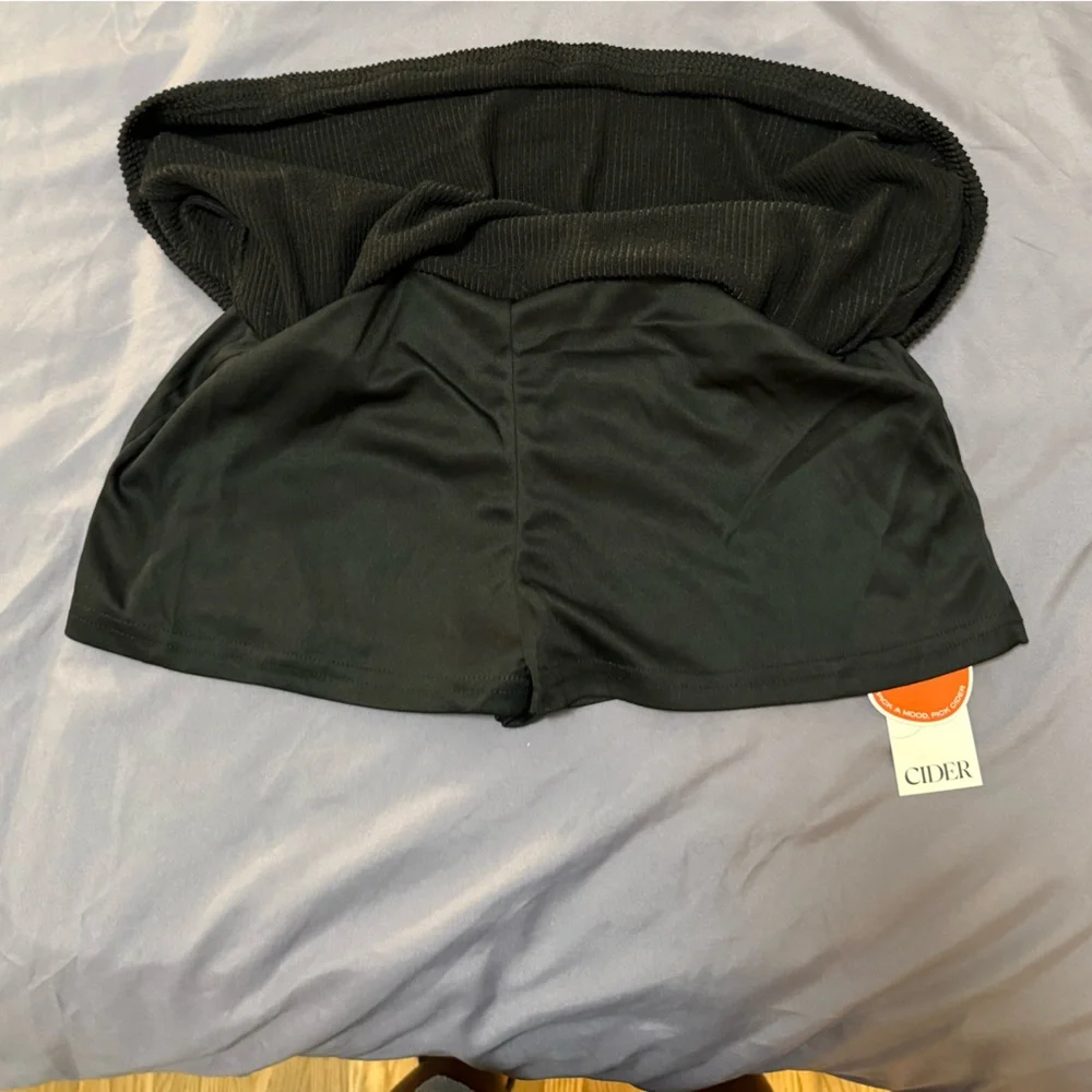 Black Ribbed Set - Picture 6 of 8